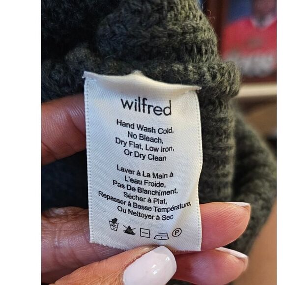 Wilfred V-Neck Green Knit Crochet Vest Size Small - Picture 6 of 6